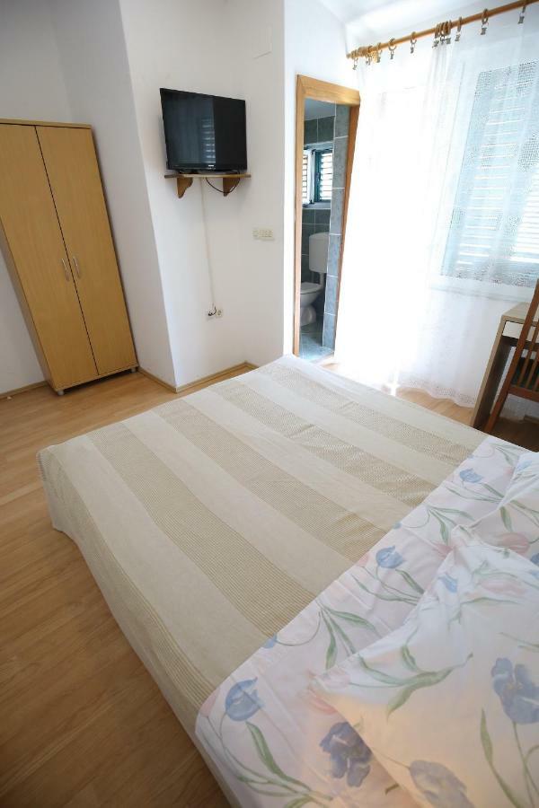 Apartment And Rooms Roko Zaglav Exterior photo