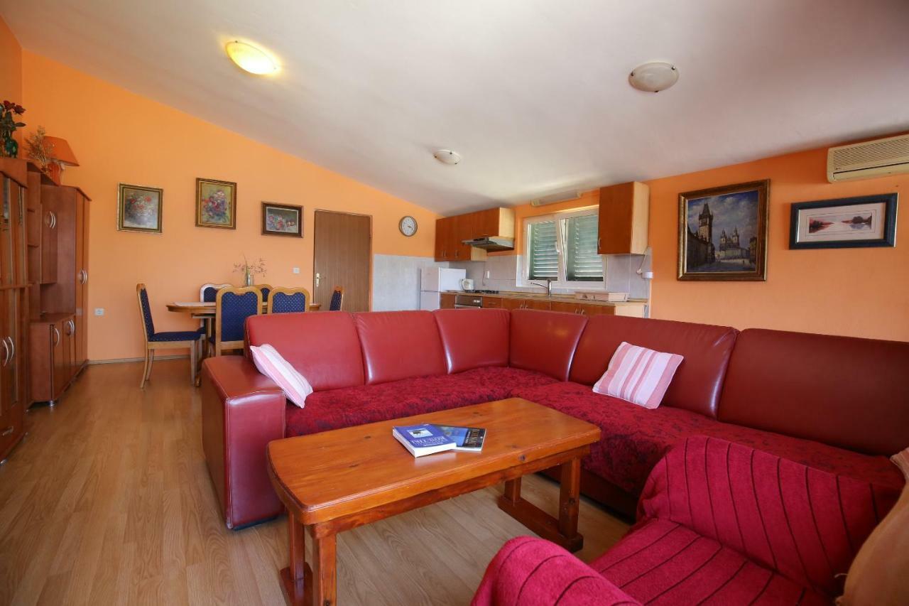 Apartment And Rooms Roko Zaglav Exterior photo